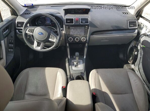 JF2SJAJC1JH600907 2018 SUBARU FORESTER White Вид панелі приладів