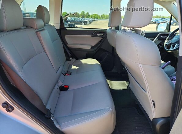 JF2SJAJC4JH500722 2018 SUBARU FORESTER Серый Вид задних сидений