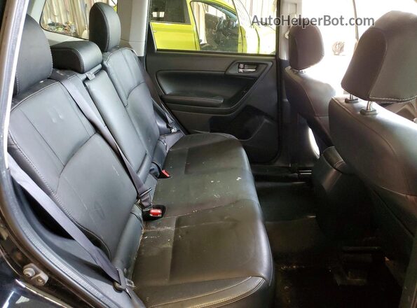 JF2SJAJC5HH554234 2017 SUBARU FORESTER Black Вид задньої частини салону