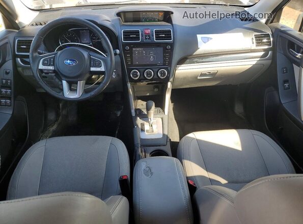 JF2SJAJC6HH488454 2017 SUBARU FORESTER Угольный Вид панели приборов