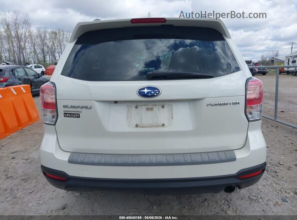JF2SJALC2JH423202 2018 SUBARU FORESTER 2.5 White 