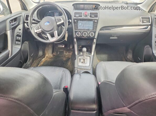 JF2SJARC1HH436945 2017 SUBARU FORESTER Silver Widok deski rozdzielczej