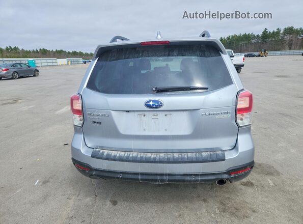 JF2SJARC1HH436945 2017 SUBARU FORESTER Silver Widok z tyłu