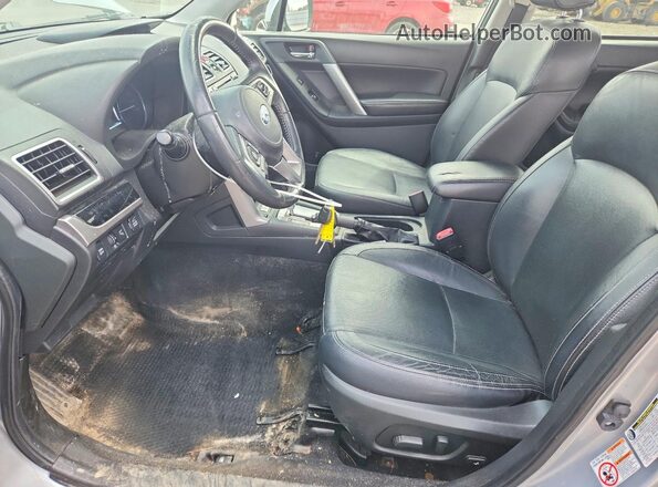 JF2SJARC1HH436945 2017 SUBARU FORESTER Silver Widok wnętrza z przodu