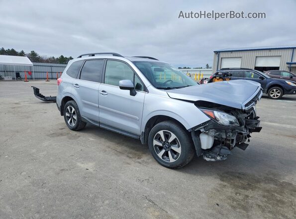 JF2SJARC1HH436945 2017 SUBARU FORESTER Silver Przód prawy