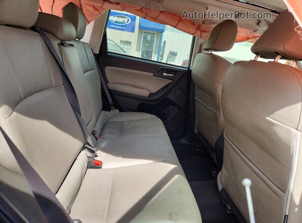 JF2SJARC5GH567536 2016 SUBARU FORESTER Черный Вид задней части салона