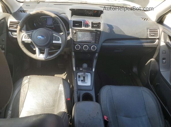 JF2SJARCXJH408888 2018 SUBARU FORESTER Черный Вид панели приборов