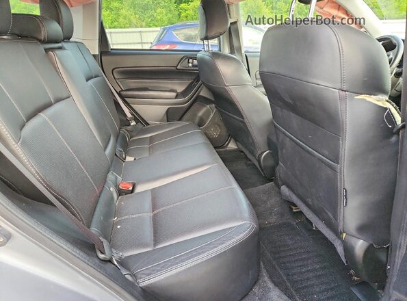 JF2SJATCXHH434877 2017 SUBARU FORESTER Серебряный Вид задней части салона