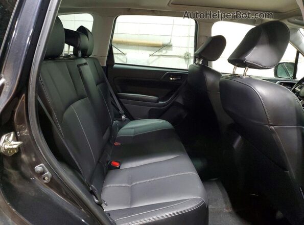 JF2SJAWC0JH465461 2018 SUBARU FORESTER 2.5I TO Gray Vista interior trasera