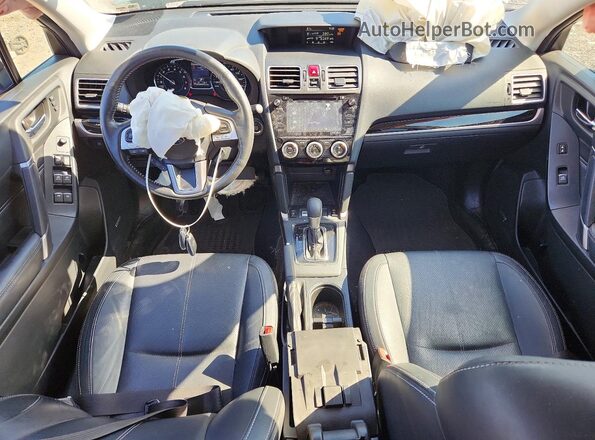 JF2SJAWC2JH402832 2018 SUBARU FORESTER Бирюзовый Вид панели приборов