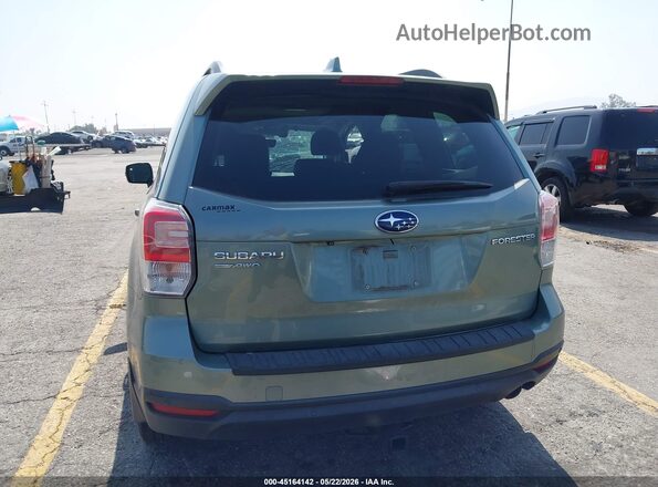 JF2SJAWC6JH517465 2018 SUBARU FORESTER Зеленый 