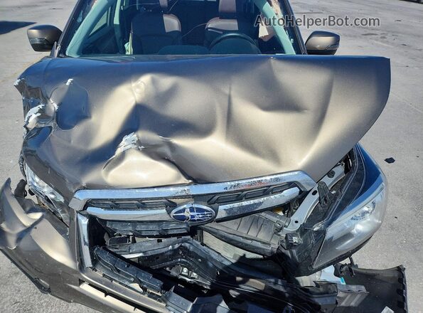 JF2SJAWCXJH410399 2018 SUBARU FORESTER 2.5I TO Tan Vista del compartimento del motor