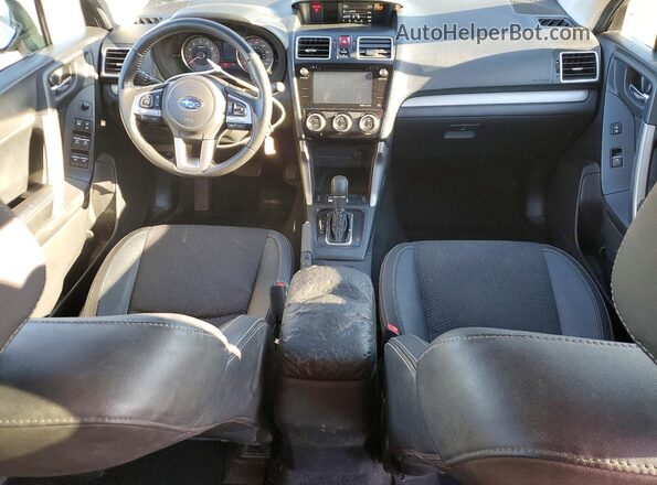 JF2SJGEC2JH415939 2018 SUBARU FORESTER2. Black Widok deski rozdzielczej