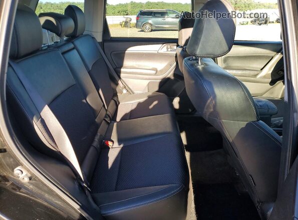 JF2SJGEC2JH415939 2018 SUBARU FORESTER2. Black Widok tylnych siedzeń