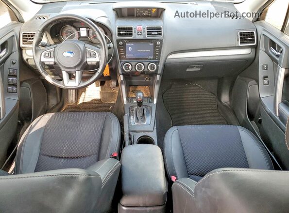 JF2SJGECXHH410725 2017 SUBARU FORESTER Серый Вид панели приборов