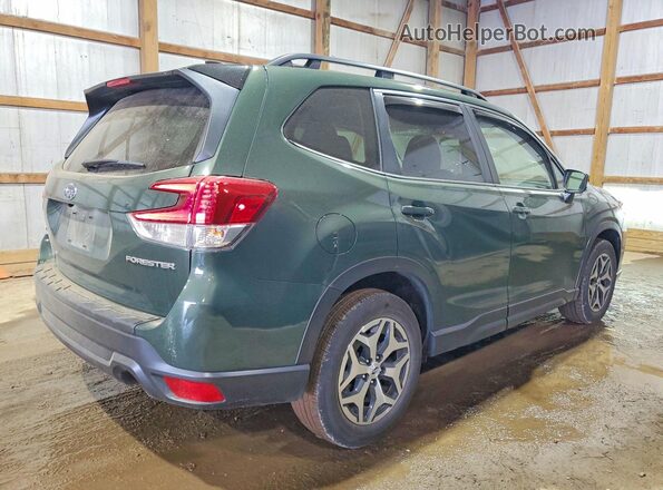 JF2SKADC4RH503219 2024 SUBARU FORESTER Зеленый Задняя правая четверть