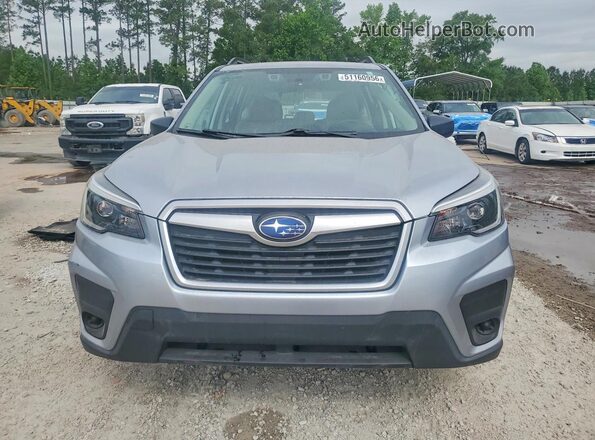 JF2SKADC5MH457411 2021 SUBARU FORESTER Silver Вид спереду