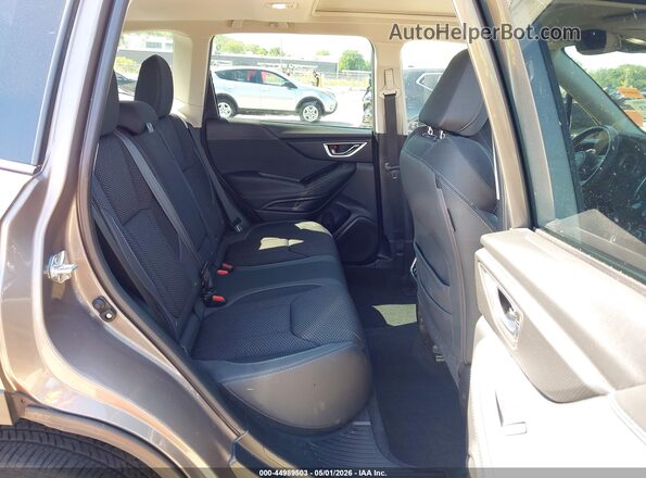 JF2SKADC7RH408069 2024 SUBARU FORESTER Gray Widok naklejki z numerem VIN