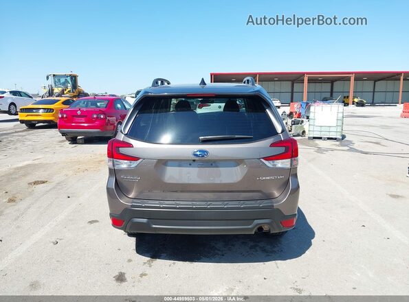 JF2SKADC7RH408069 2024 SUBARU FORESTER Gray 