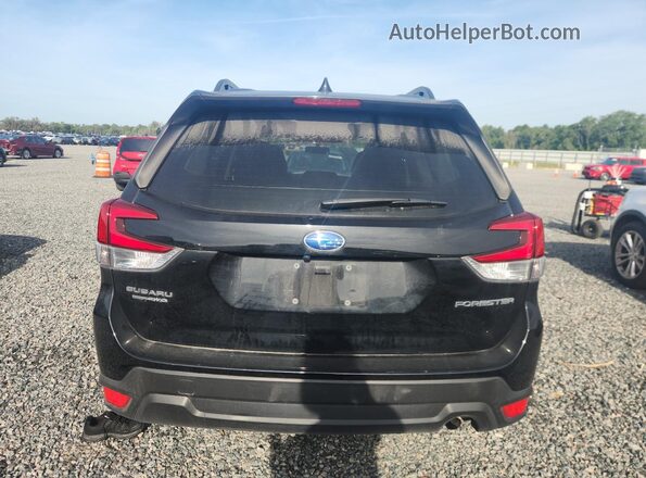JF2SKADCXRH457217 2024 SUBARU FORESTER Черный Вид сзади