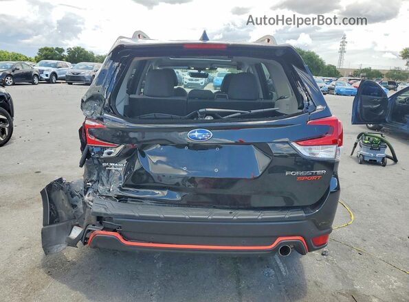 JF2SKAGC6RH455413 2024 SUBARU FORESTER Black Widok z tyłu