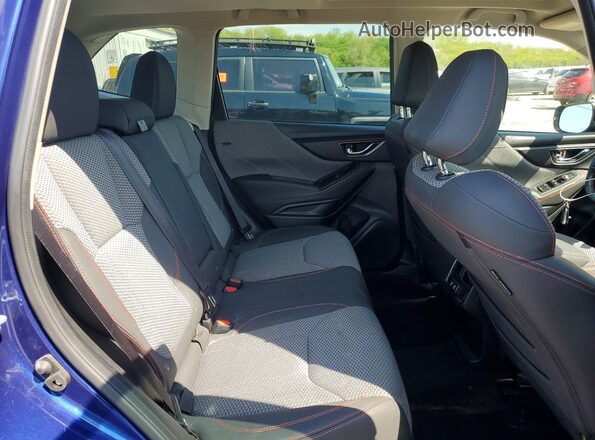 JF2SKAJC1PH512185 2023 SUBARU FORESTER Blue Вид задньої частини салону