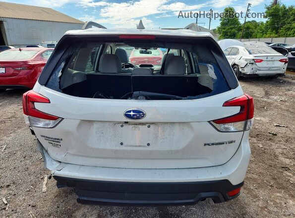 JF2SKAJC2MH592222 2021 SUBARU FORESTER Белый Вид сзади