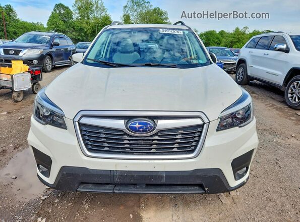 JF2SKAJC2MH592222 2021 SUBARU FORESTER Белый Вид спереди