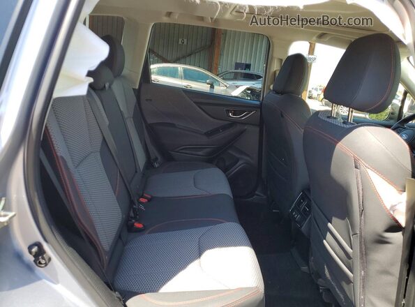 JF2SKAJC2NH427157 2022 SUBARU FORESTER Silver Вид задніх сидінь