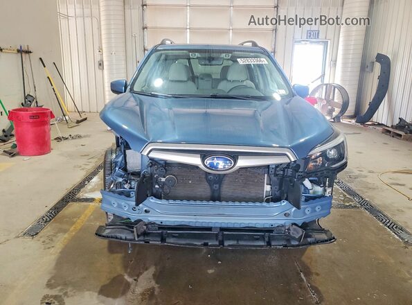 JF2SKAJC3MH569838 2021 SUBARU FORESTER Blue Widok z przodu