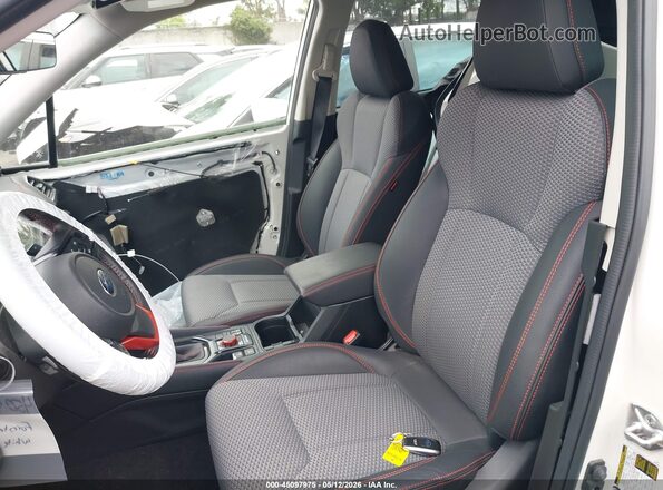 JF2SKAJC5PH444487 2023 SUBARU FORESTER Белый 