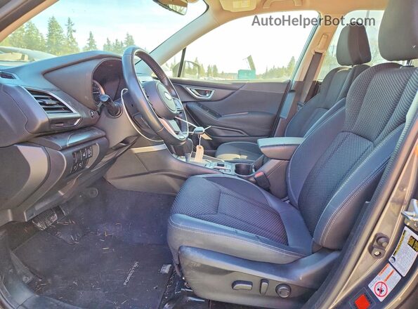JF2SKAJCXLH403153 2020 SUBARU FORESTER Угольный Вид салона спереди