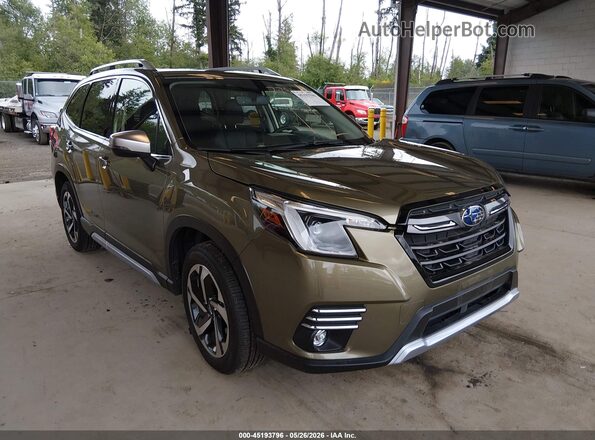 JF2SKAMC3RH469869 2024 SUBARU FORESTER Зеленый Передняя правая четверть