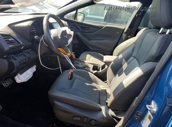 JF2SKAMC4PH526822 2023 SUBARU FORESTER Синий Вид салона спереди