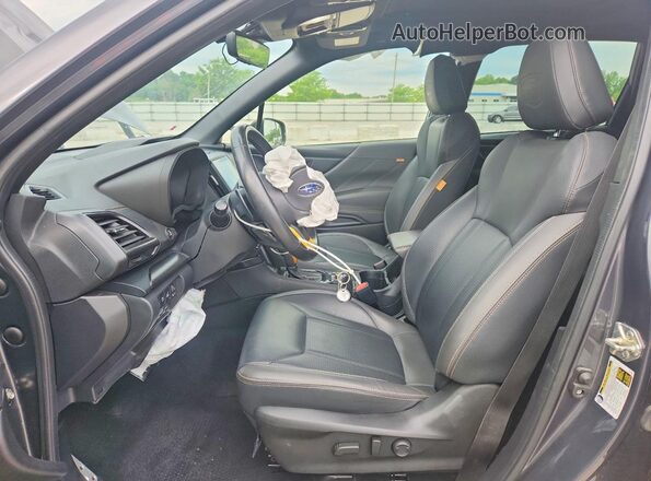 JF2SKAMC8NH420550 2022 SUBARU FORESTER Серый Вид салона спереди