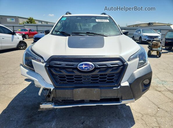 JF2SKAMCXNH431047 2022 SUBARU FORESTER White Front view