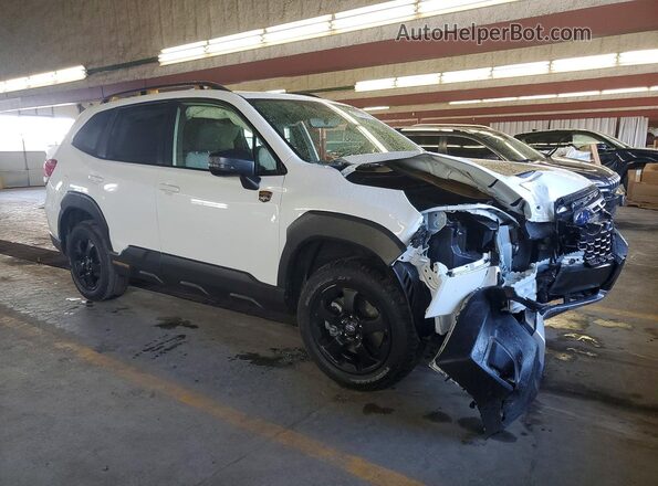 JF2SKAMCXPH488867 2023 SUBARU FORESTER Белый Передняя правая четверть