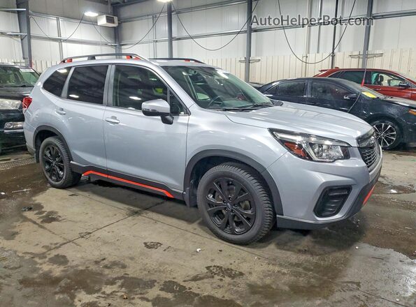 JF2SKAPC3KH552848 2019 SUBARU FORESTER Серебряный Передняя правая четверть