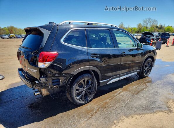 JF2SKARC0NH424116 2022 SUBARU FORESTER Черный Задняя правая четверть