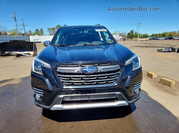 JF2SKARC0NH424116 2022 SUBARU FORESTER Черный Вид спереди