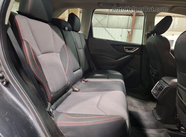 JF2SKARC3MH478170 2021 SUBARU FORESTER Серый Вид задней части салона