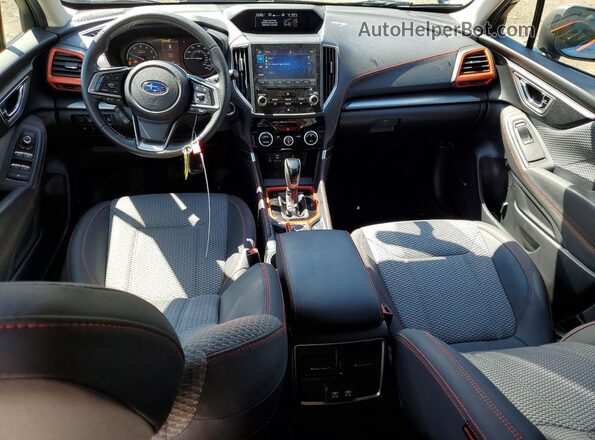 JF2SKARC4MH464990 2021 SUBARU FORESTER Серебряный Вид панели приборов
