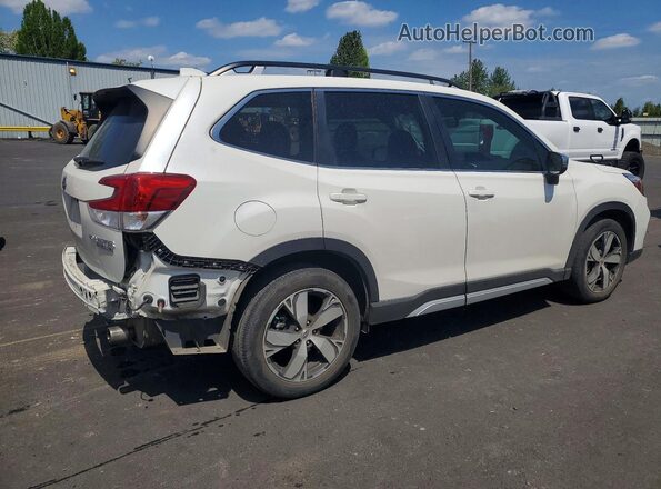 JF2SKAXC6LH423987 2020 SUBARU FORESTER Белый Задняя правая четверть