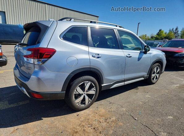 JF2SKAXC9LH610561 2020 SUBARU FORESTER Серебряный Задняя правая четверть