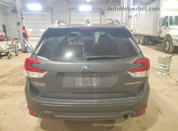 JF2SKEPC9NH458890 2022 SUBARU FORESTER Gray Widok z tyłu