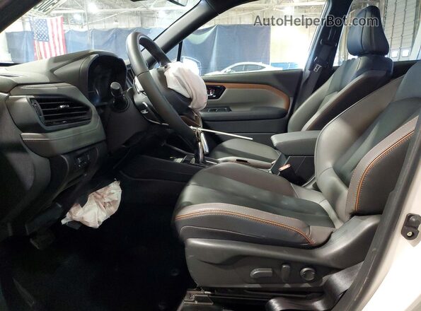 JF2SLDHC7SH497902 2025 SUBARU FORESTER White Widok wnętrza z przodu