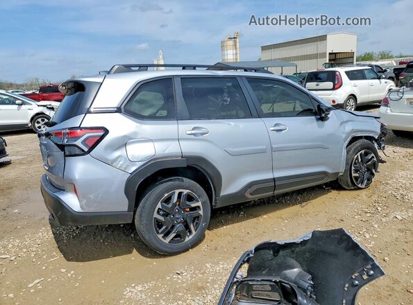 JF2SLDRC3SH458710 2025 SUBARU FORESTER Silver Задня права чверть