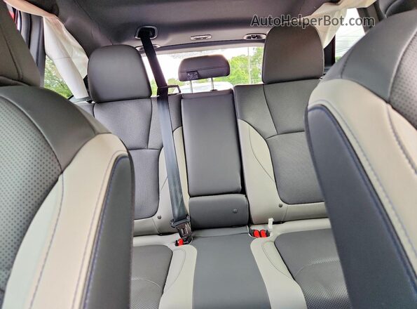 JF2SLDRC9SH614409 2025 SUBARU FORESTER Красный Вид задних сидений