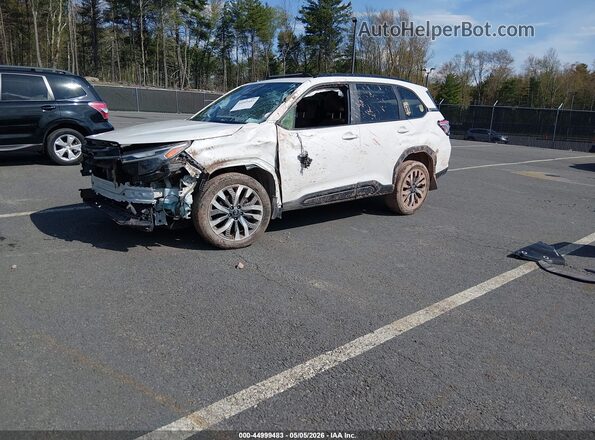 JF2SLDTC0SH480544 2025 SUBARU FORESTER Белый Передняя левая четверть