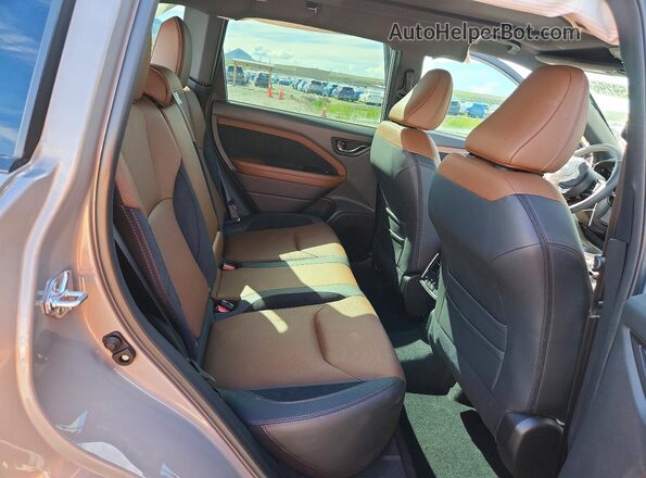JF2SLDTC8SH511491 2025 SUBARU FORESTER Серебряный Вид задней части салона